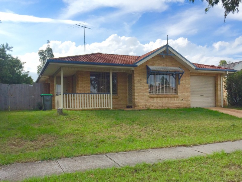 16 Horningsea Park Drive, Horningsea Park NSW 2171