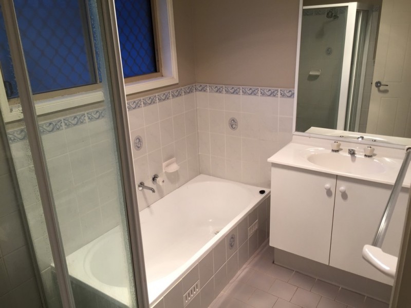 16 Horningsea Park Drive, Horningsea Park NSW 2171