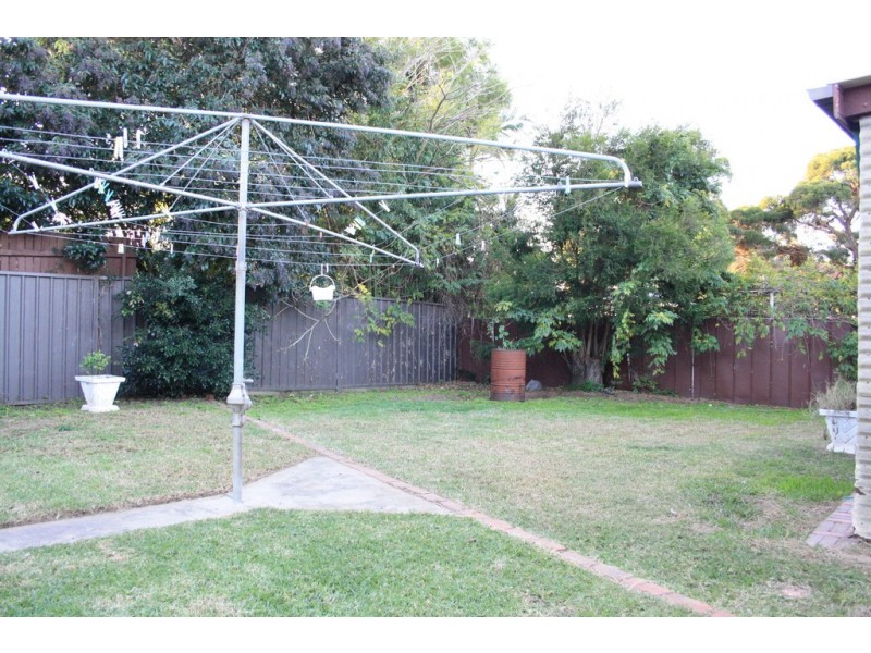 10 Palmer Street, Ingleburn NSW 2565
