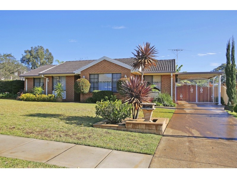 44 Evelyn Street, Macquarie Fields NSW 2564