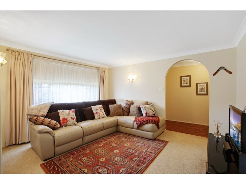 44 Evelyn Street, Macquarie Fields NSW 2564