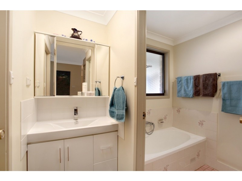 44 Evelyn Street, Macquarie Fields NSW 2564