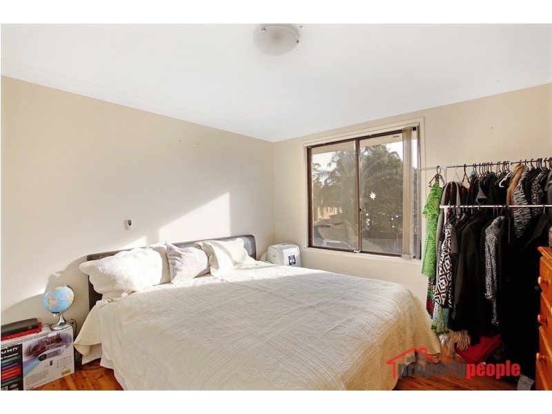 136 Helicia Rd, Macquarie Fields NSW 2564