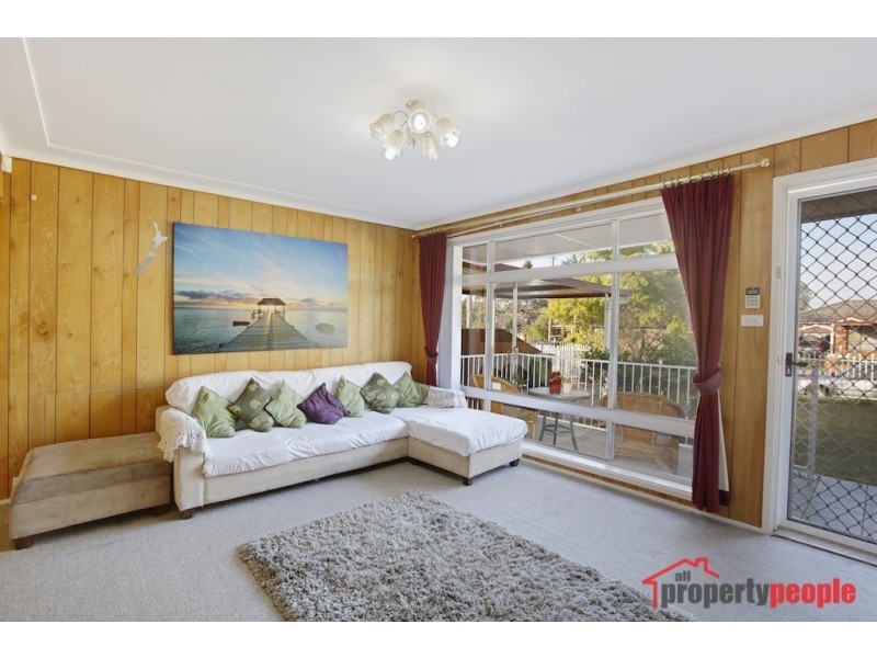 5 Harvey Street, Macquarie Fields NSW 2564