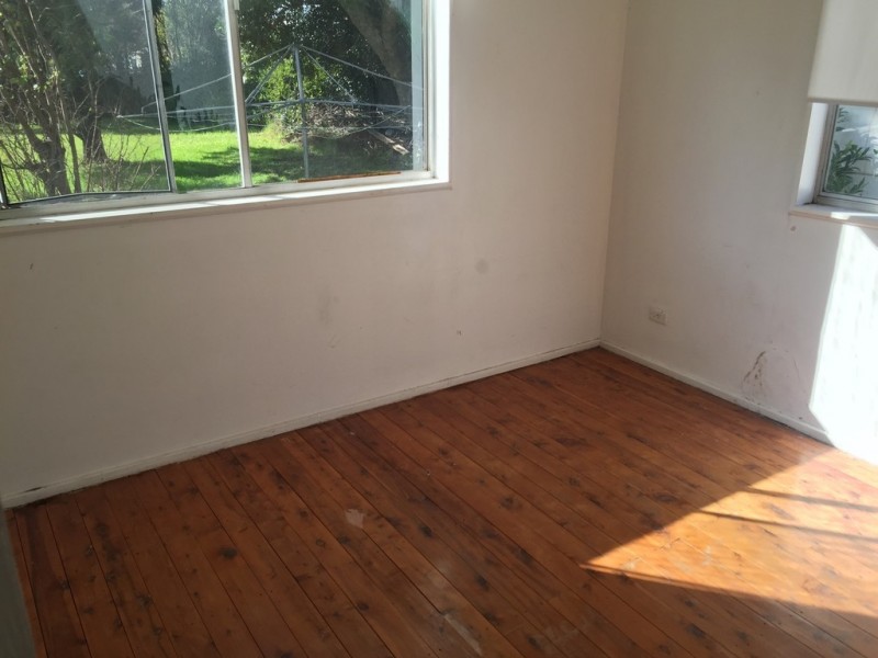 1 Bunbury St, Macquarie Fields NSW 2564