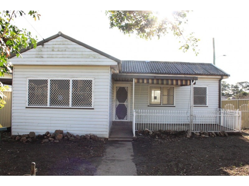 1 Belford Street, Ingleburn NSW 2565