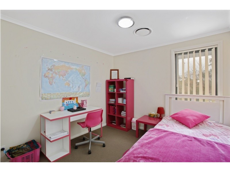 38 Pelargonium Crescent, Macquarie Fields NSW 2564
