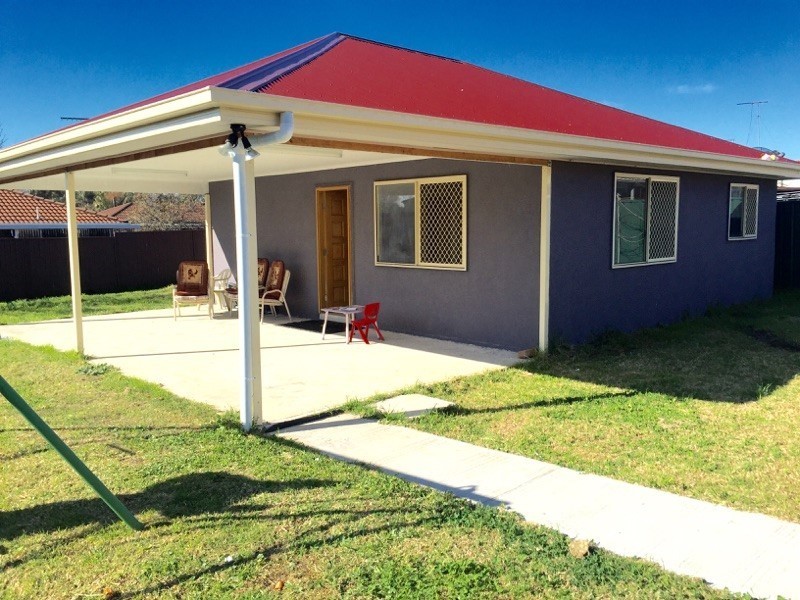 81a Cockatiel Circuit, Green Valley NSW 2168