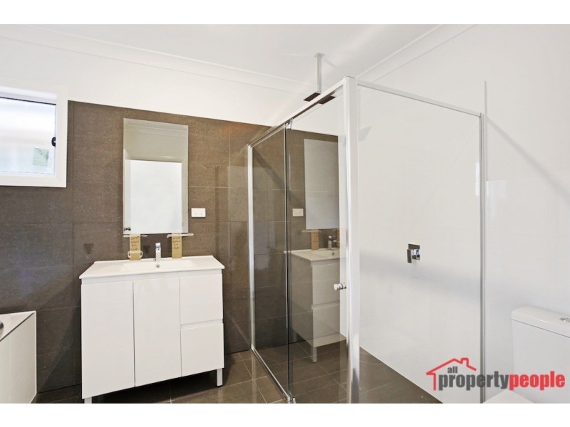 5B Enid Place, Ingleburn NSW 2565
