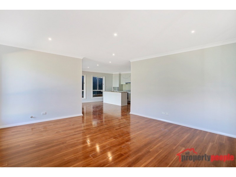 5B Enid Place, Ingleburn NSW 2565
