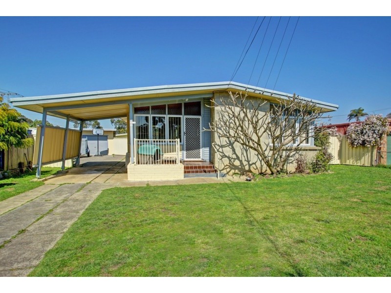 10 Romney Crescent, Miller NSW 2168