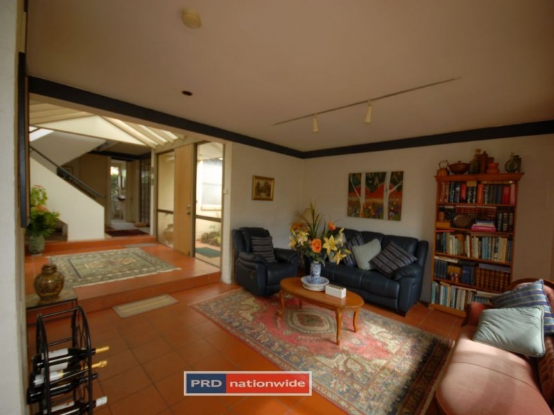 1 Tennyson Place, Robina QLD 4226