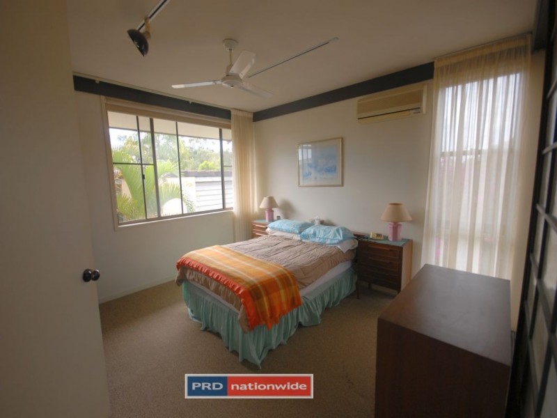 1 Tennyson Place, Robina QLD 4226