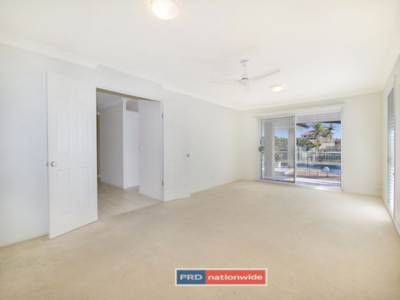 225 Markeri Street, Mermaid Waters QLD 4218