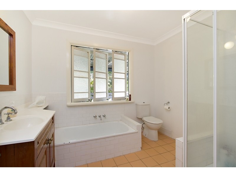 8 Alice Bowden Court, Worongary QLD 4213