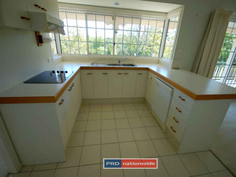 6 Aspendale Place, Robina QLD 4226