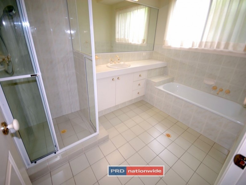 6 Aspendale Place, Robina QLD 4226