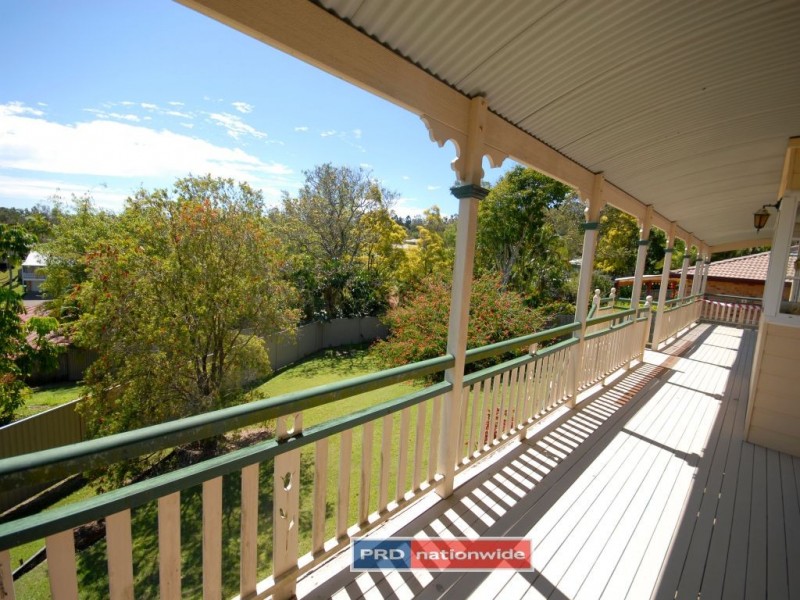 6 Aspendale Place, Robina QLD 4226