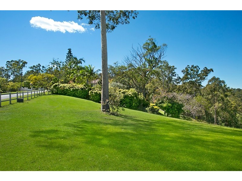 1 Arthur Payne Court, Worongary QLD 4213