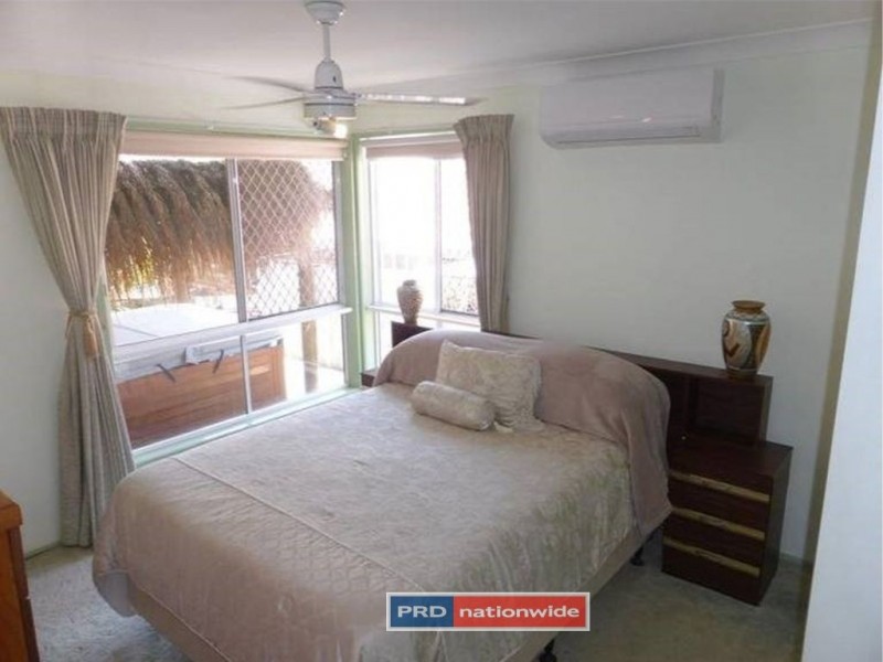 40 Trinity Place, Robina QLD 4226