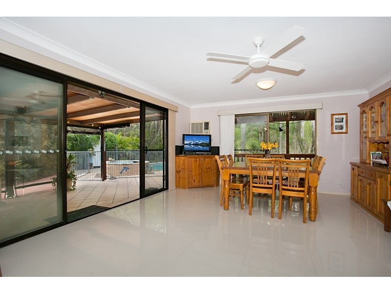 40 Harry Mills Drive, Worongary QLD 4213