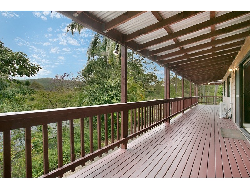 40 Harry Mills Drive, Worongary QLD 4213