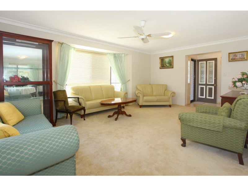 4 Eastwood Drive, Robina QLD 4226