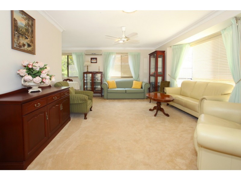 4 Eastwood Drive, Robina QLD 4226