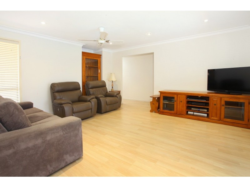 4 Eastwood Drive, Robina QLD 4226