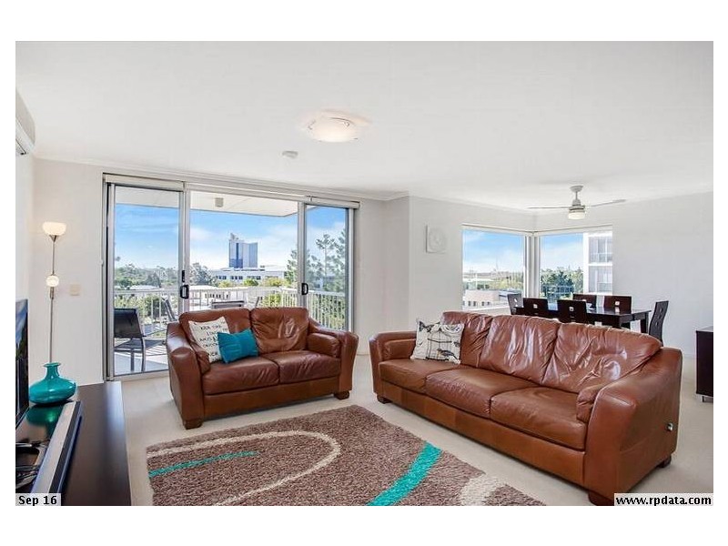 25/1 Arbour Ave, Robina QLD 4226