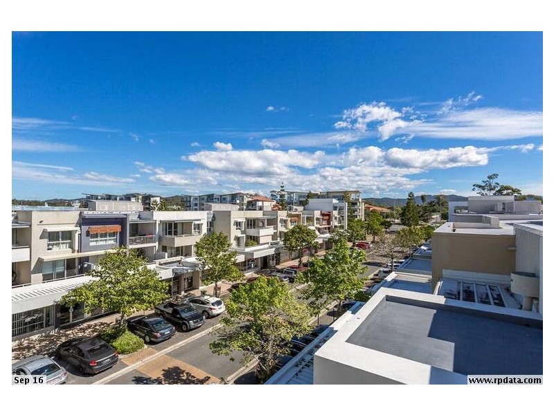 25/1 Arbour Ave, Robina QLD 4226