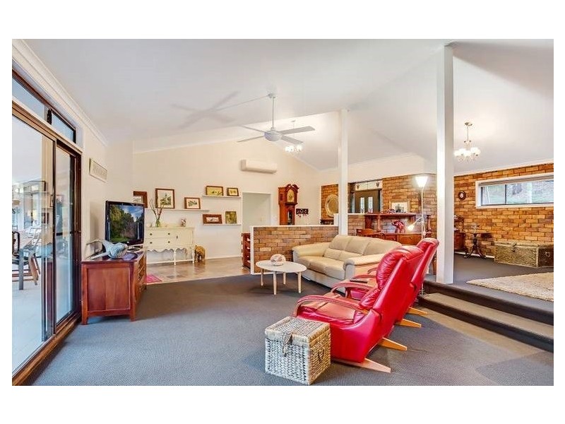 30 Tarrant Dr, Mudgeeraba QLD 4213