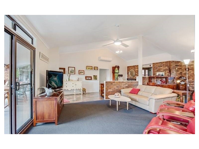 30 Tarrant Dr, Mudgeeraba QLD 4213