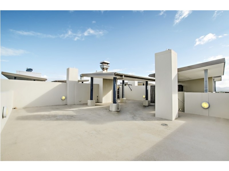 223/1 Toombul Ave, Miami QLD 4220