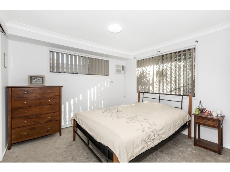 6 Muston Court, Carrara QLD 4211