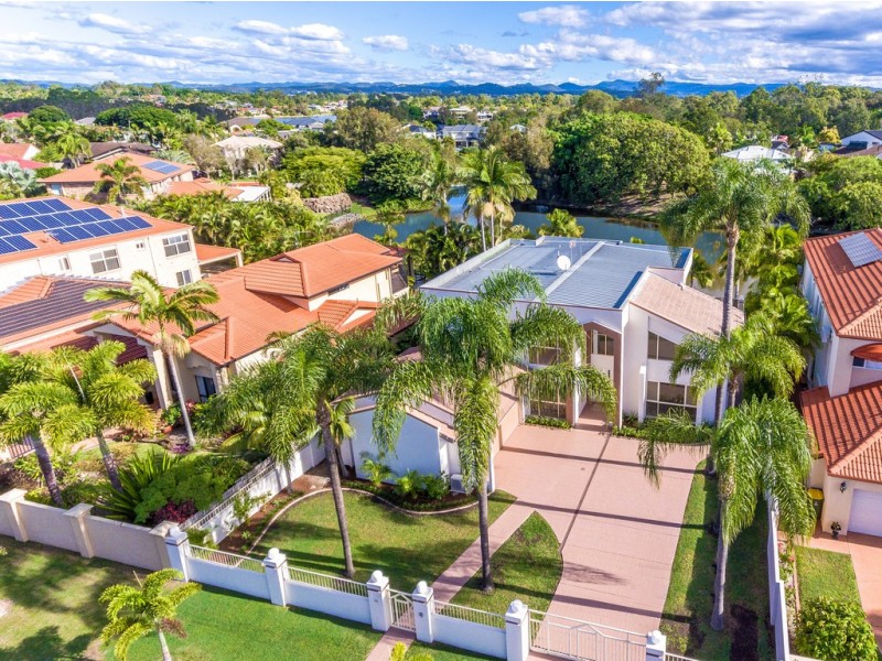 16 Kuranda Drive, Robina QLD 4226