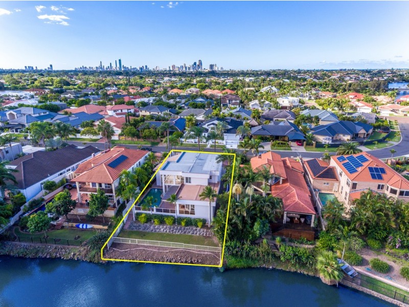 16 Kuranda Drive, Robina QLD 4226