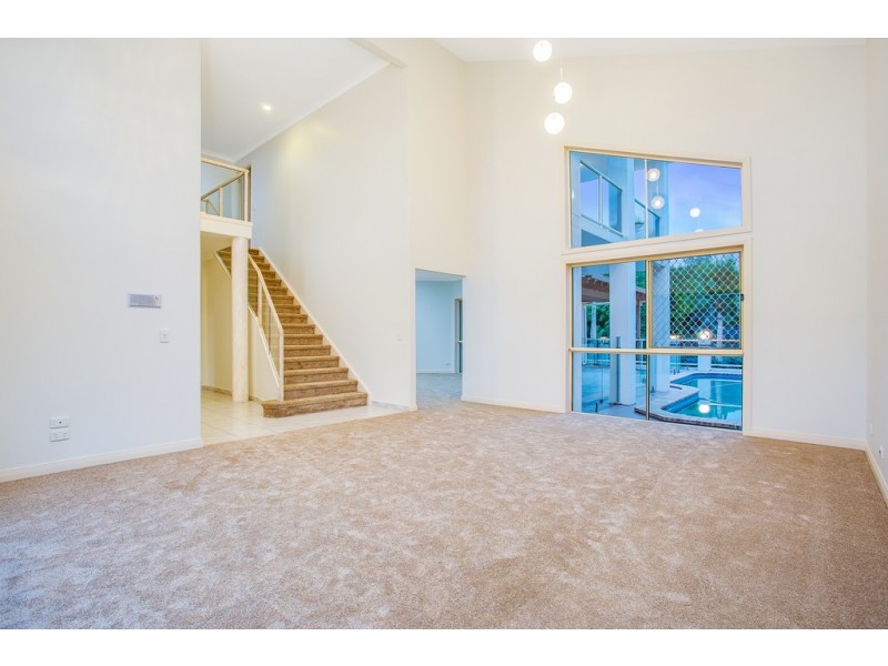 16 Kuranda Drive, Robina QLD 4226