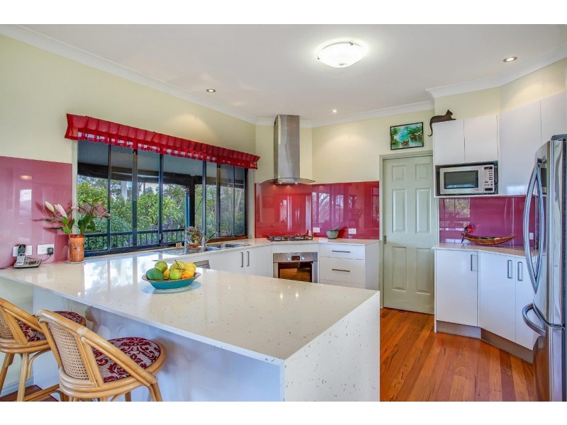 120 Chesterfield Dr, Bonogin QLD 4213