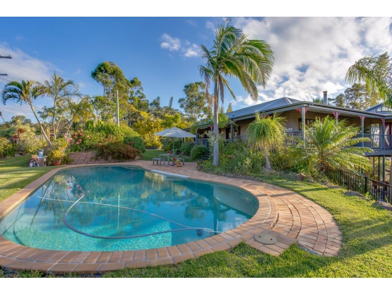 120 Chesterfield Dr, Bonogin QLD 4213