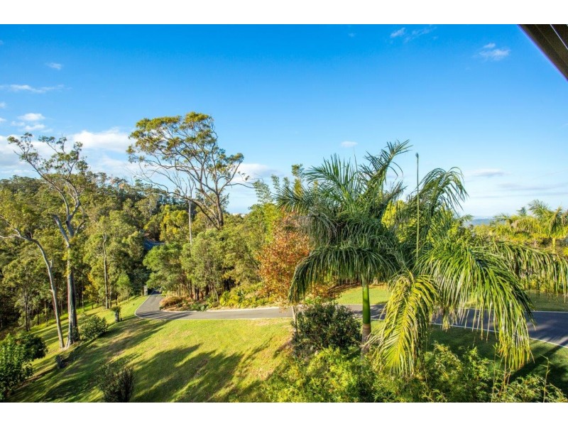 120 Chesterfield Dr, Bonogin QLD 4213