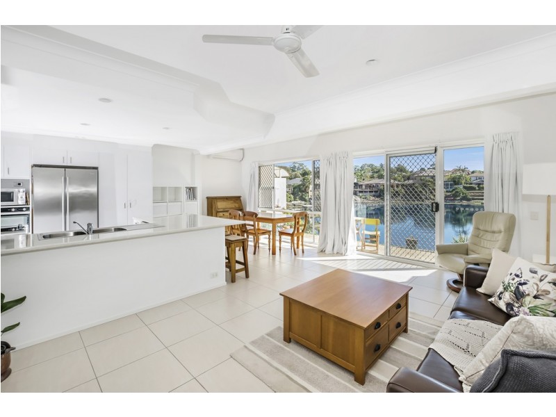 6/1 Kallista Close, Robina QLD 4226