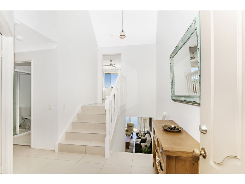 6/1 Kallista Close, Robina QLD 4226