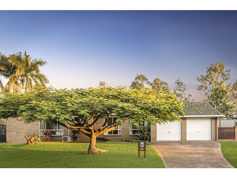 6 Whitian Drive, Carrara QLD 4211