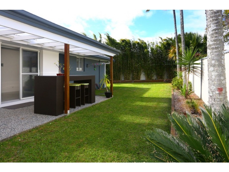 23 Rangeview Court, Burleigh Waters QLD 4220