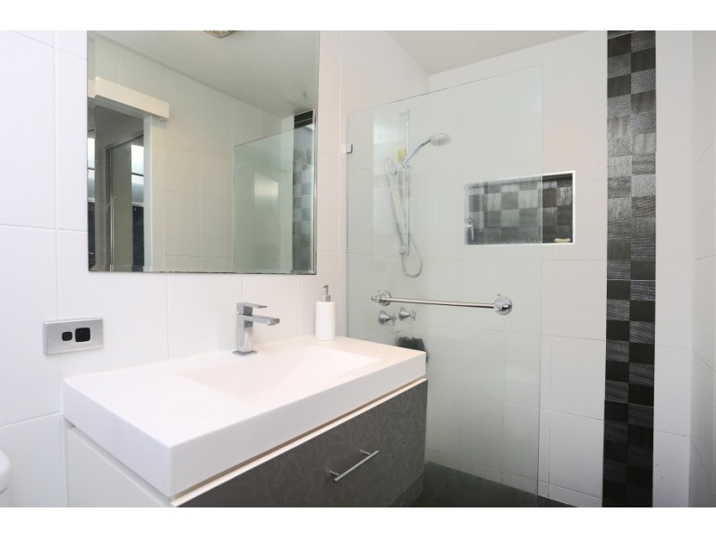 23 Rangeview Court, Burleigh Waters QLD 4220