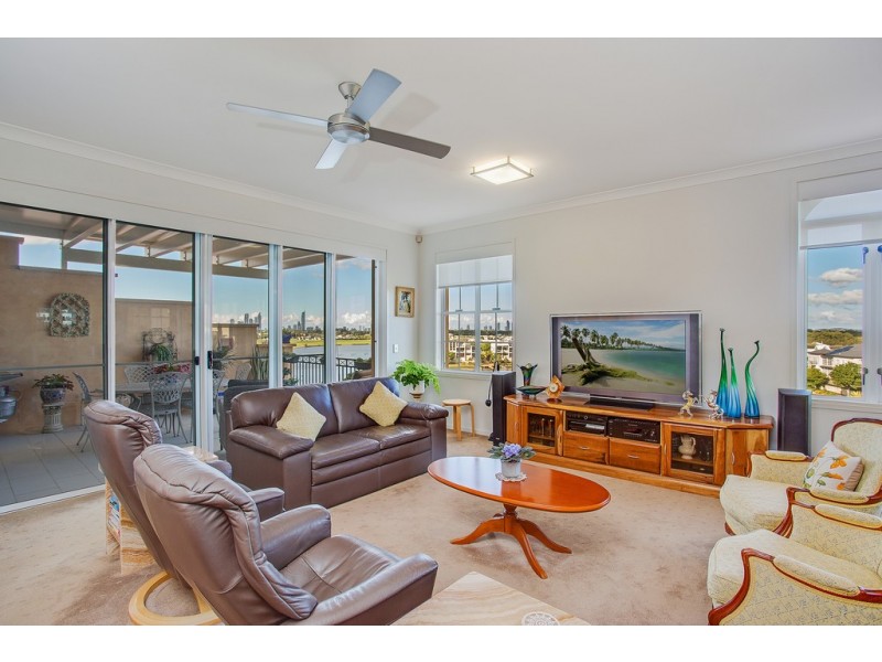 36/3030 The Boulevard, Carrara QLD 4211