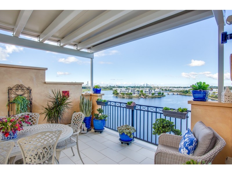 36/3030 The Boulevard, Carrara QLD 4211