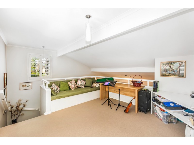 111 Glen Eagles Drive, Robina QLD 4226