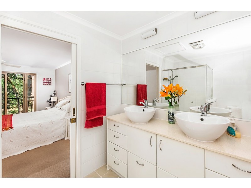 111 Glen Eagles Drive, Robina QLD 4226